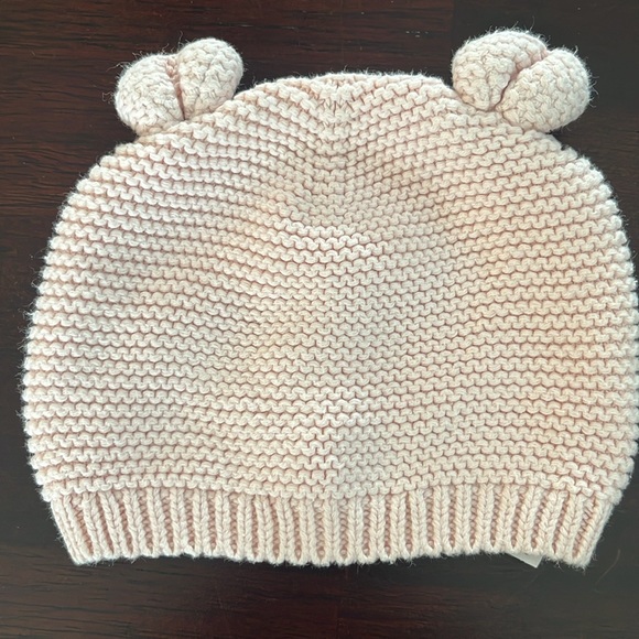 Baby Gap Hat and Bootie set - Picture 2 of 6